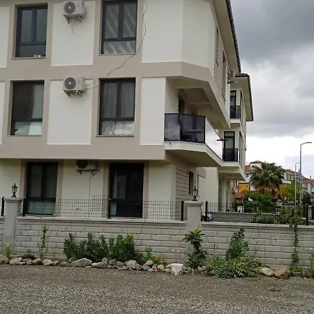 Dalaman Daki Eviniz Apartamento Bezkesen